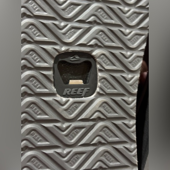 Reef Men's Charcoal Flip Flops - Picture 3 of 4